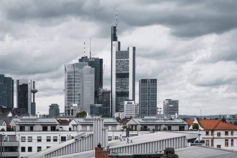 Frankfurt commercial investor purchases office buildings in Cologne and Stuttgart