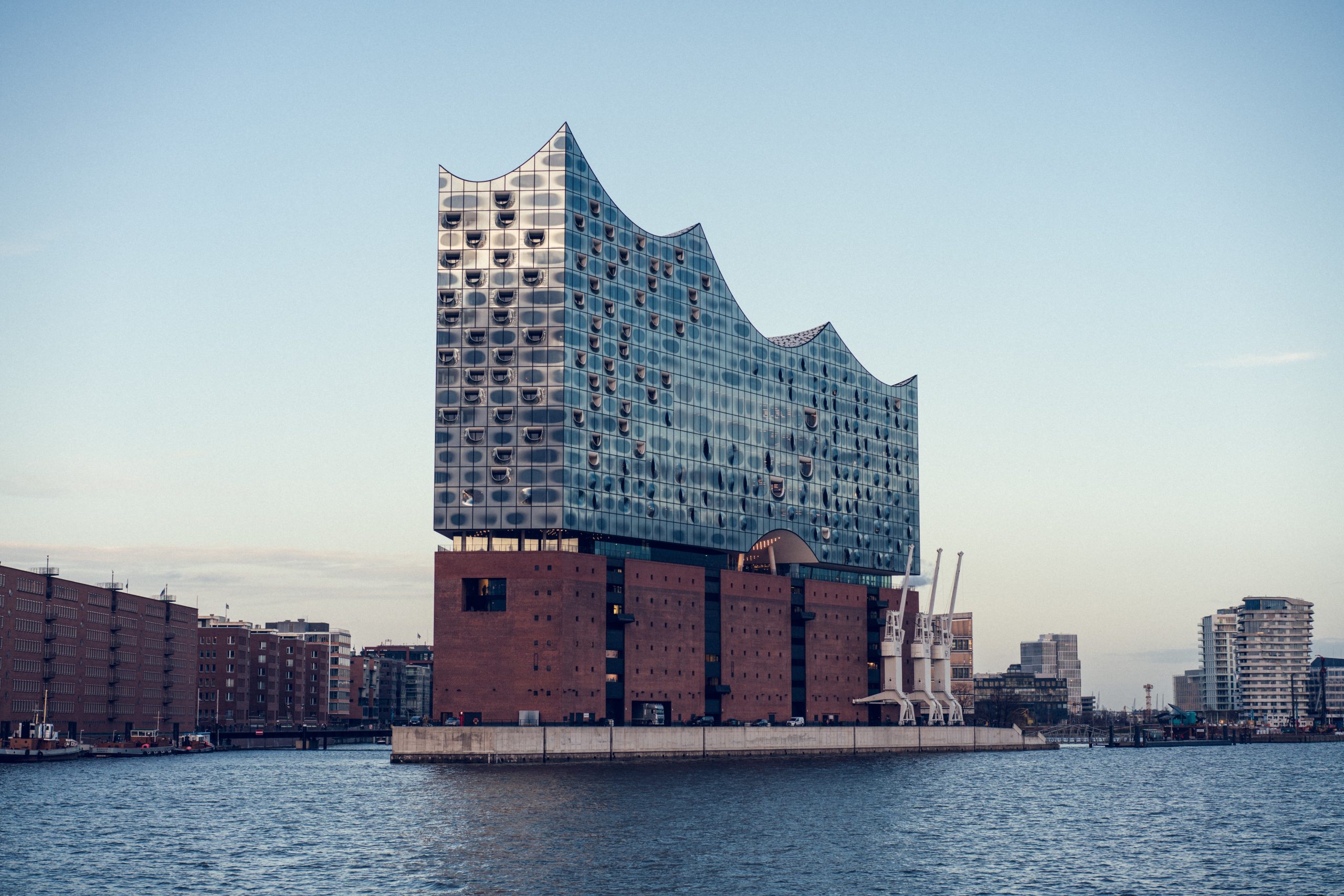 List of 3 hotel investors in Hamburg